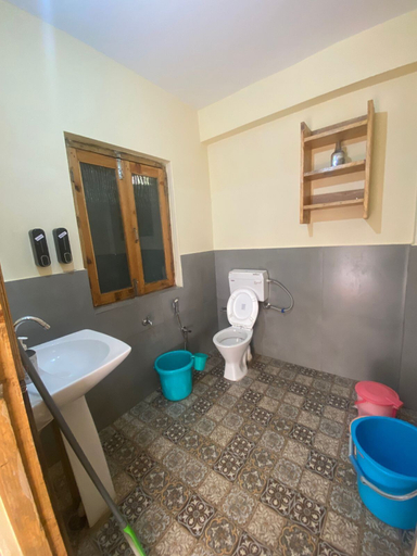 Bathroom 3, Simba Jungle Lodge Binsar Wildlife Sanctuary, Bageshwar