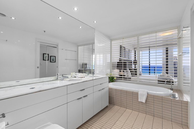 Bathroom 17