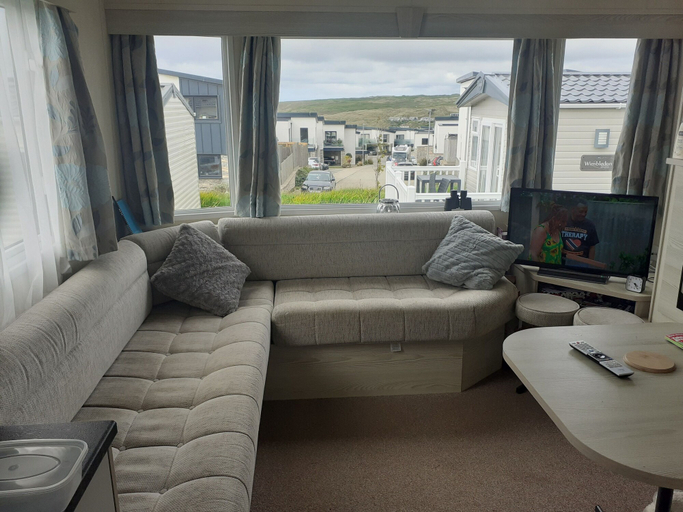 Living area, Perranporthcaravan/2bedroom/tv/gasfire, Cornwall