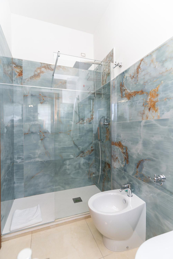 Others 5, B&B Torre Talao, Cosenza