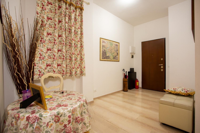 Bedroom 3, Vatican Station, Rome
