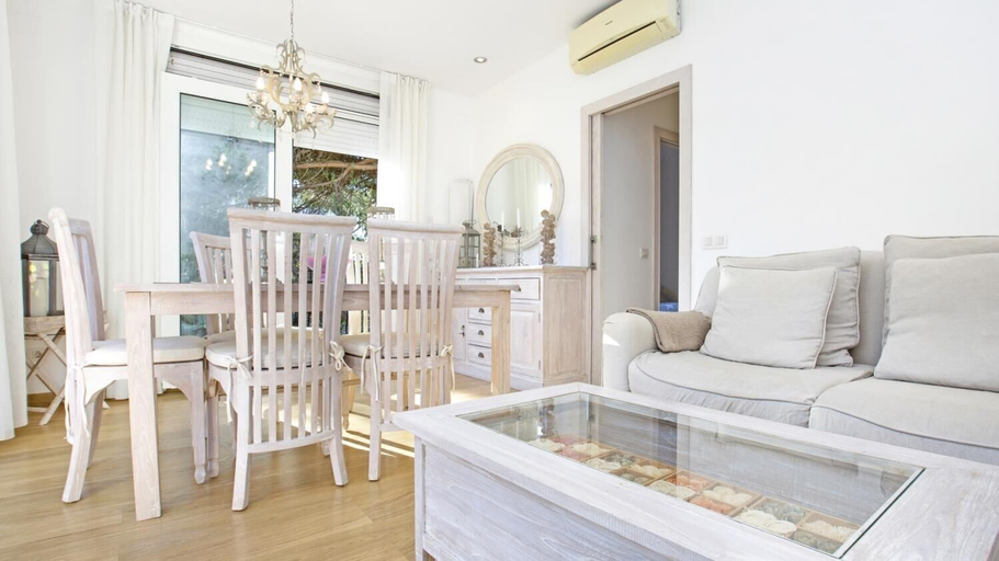 Room 3, Pelegrins 2 in Llafranc, Girona