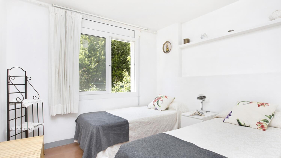 Room 4, Pandora 1 in Llafranc, Girona