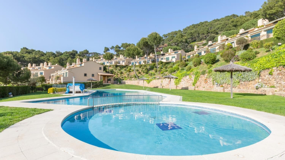Room 3, Ses Brises 31 in Llafranc, Girona
