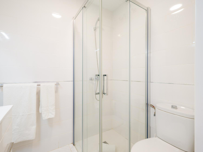 Bathroom 4, Bungalows Caribe, Las Palmas