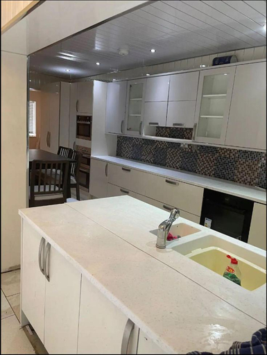 Others 3, Smart Large Room with disabled facilities Idealy Located near Doncaster - Rotherham -Sheffield, Rotherham