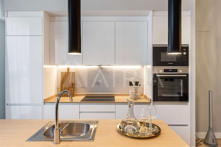 Room 4, Flat 3 10m Walk to Bernab u Real Madrid Stadium, Madrid