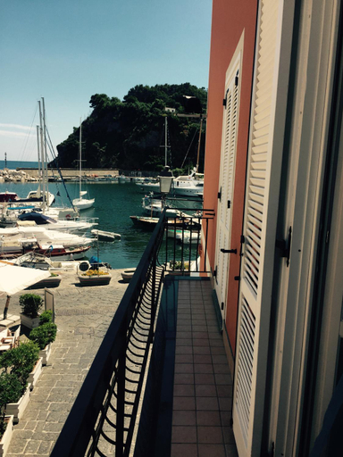 Others 5, Crescenzo, Napoli