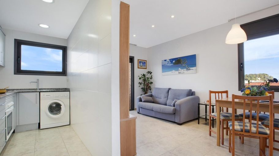Room 2, Kistars in Lloret de Mar, Girona