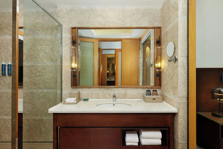 Bathroom 4, Four Points By Sheraton Anshun, Huangguoshu, Anshun