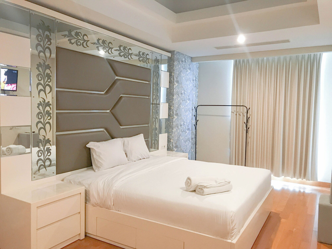 Bedroom 1, Spacious 1BR Apartment at One East Penthouse Residence, Surabaya