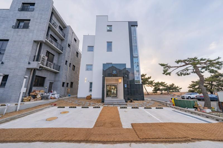 Others 3, Taean Hadden Stay, Taean