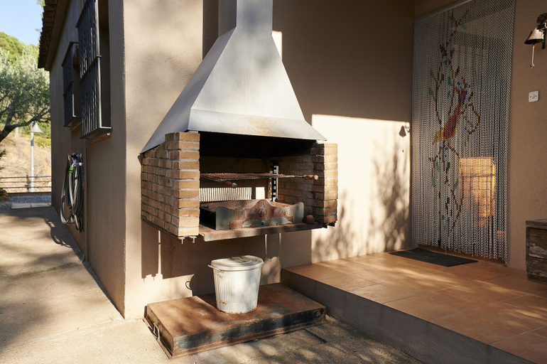 Room 5, Masso in Llafranc With 3 Bedrooms and 1 Bathrooms, Girona