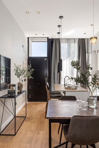 Room 3, Flat 5 10m Walk to Bernabeu Real Madrid Stadium, Madrid