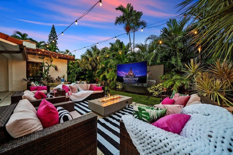 Food & Drinks 5, Beach Estate Las Olas Beach Best Location, Broward
