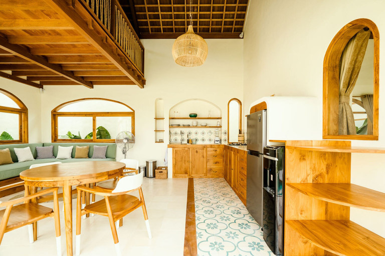 Room 5, Villa Canggutopia 1 by Alfred in Bali - Tropical Hideaway 1BR Pool Villa Prime Location Canggu Beach, Badung