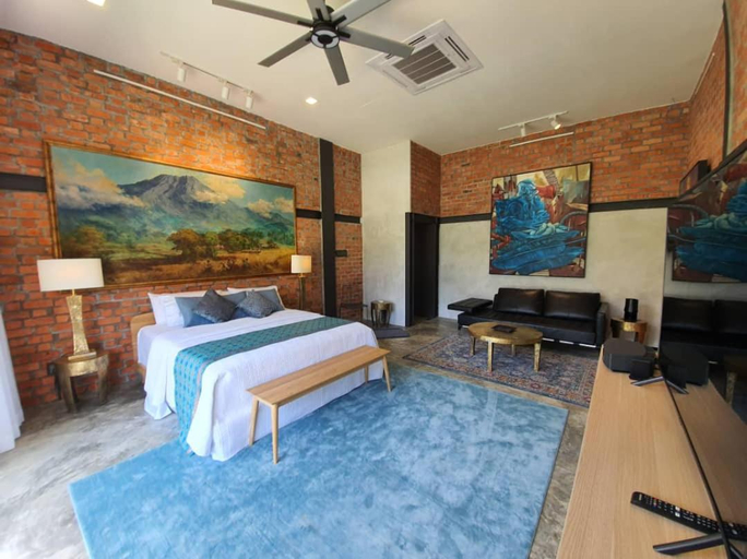 Bedroom 14