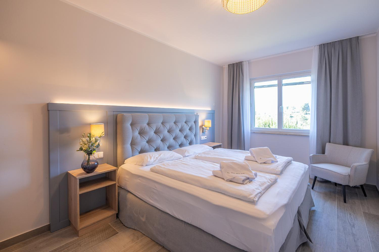 Bedroom 24