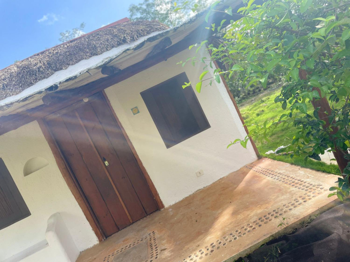 Others 2, Eco-Cabanas YA'AX BEJO' Selva Maya, Lázaro Cárdenas
