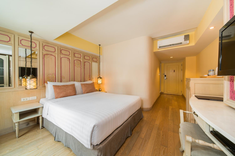 Bedroom 6