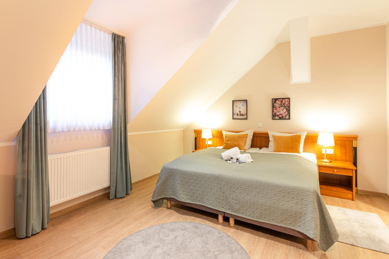 Bedroom 14