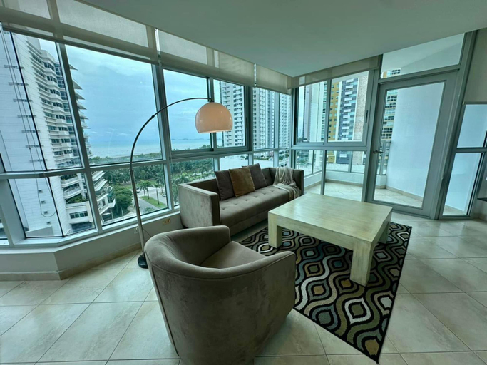 Room 4, River Wood I Sunny 1 BDR in Costa del Este, Panamá
