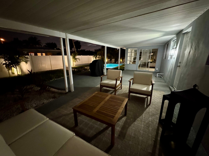 Room 5, Beautiful 3 2 Home in Pompano Beach - Close to Beach, Broward