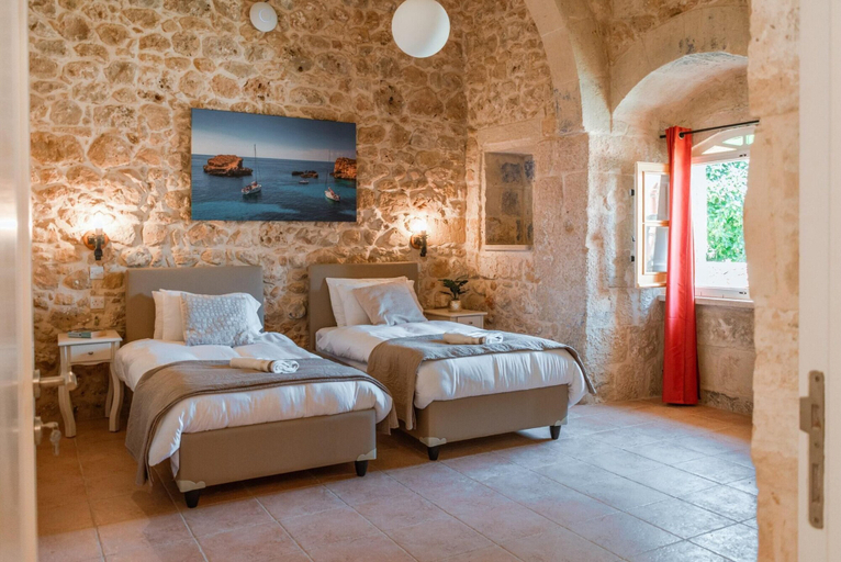 Bedroom 2, Villa Oliva Sleeps 8 With Gym