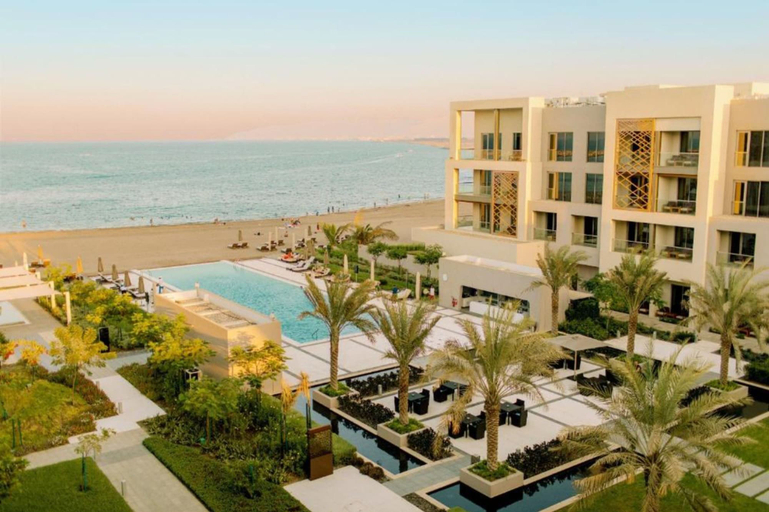 Room 2, 2-bedroom Waterfront Retreat, Taqah