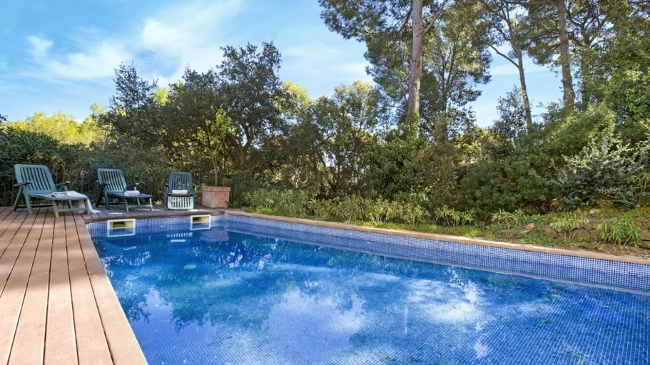 Room 3, Ronda in Llafranc With 4 Bedrooms and 3 Bathrooms, Girona