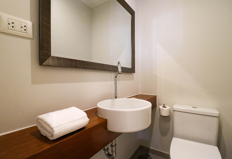 Room 2, w Magnificent 3BR in the Heart of Barranco, Lima