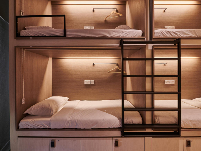 Bedroom 12
