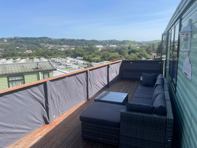 Terrace/patio, 2 Bed Caravan - Sleeps 6 - Pets - Pool - Parking, Ceredigion