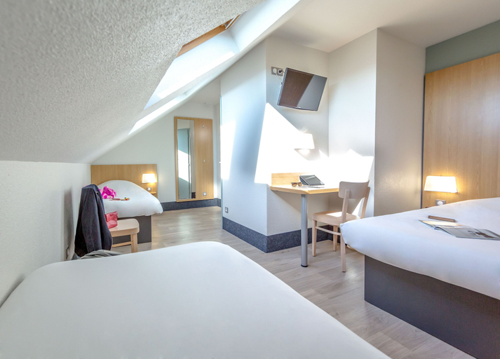 Bedroom 2, B&B HOTEL Perpignan Nord, Pyrénées-Orientales