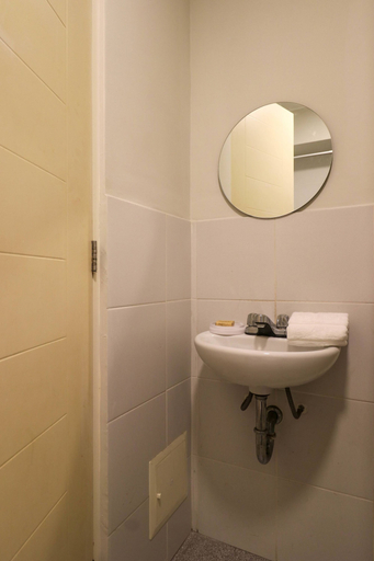 Room 5, w Magnificent 3BR in the Heart of Barranco, Lima