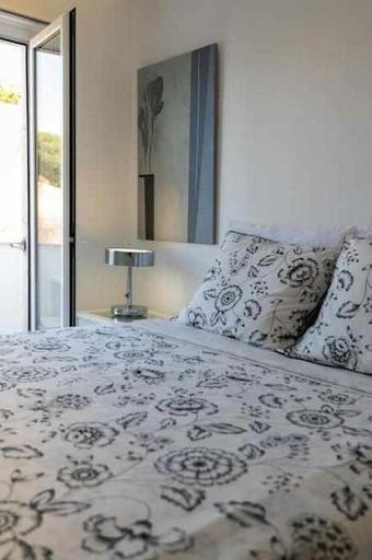 Room 4, Downtown Art Studio in Albufeira, Albufeira