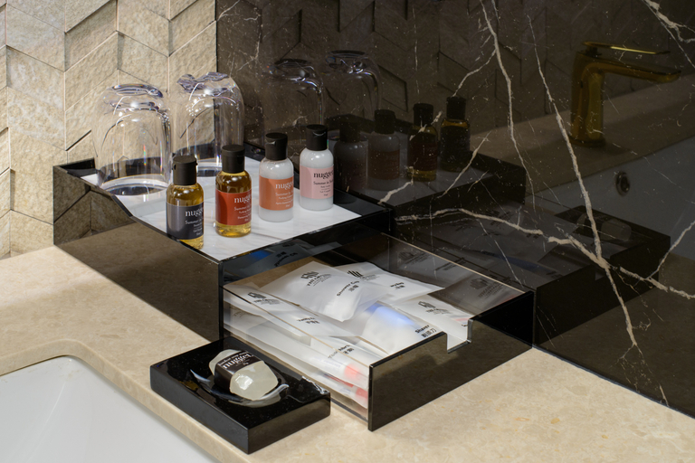 Amenities 25