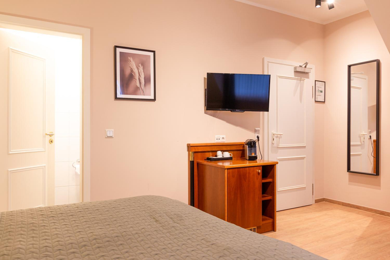 Bedroom 11