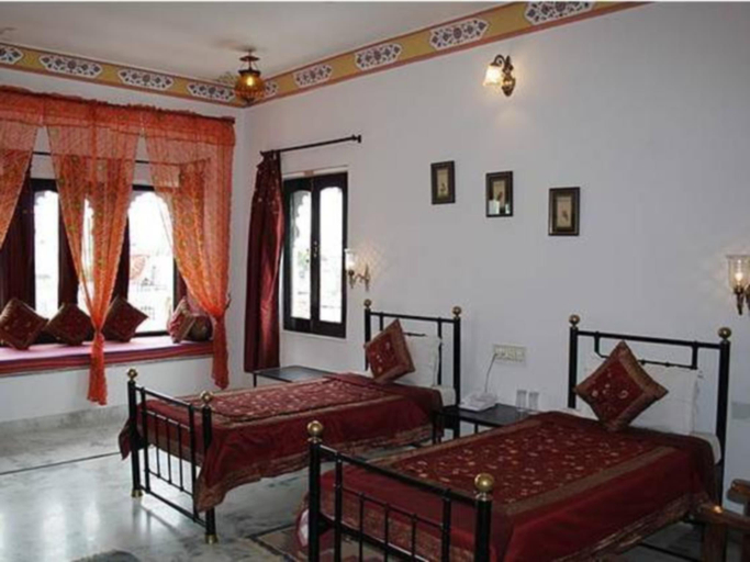 Bedroom 3, Karohi Haveli, Udaipur