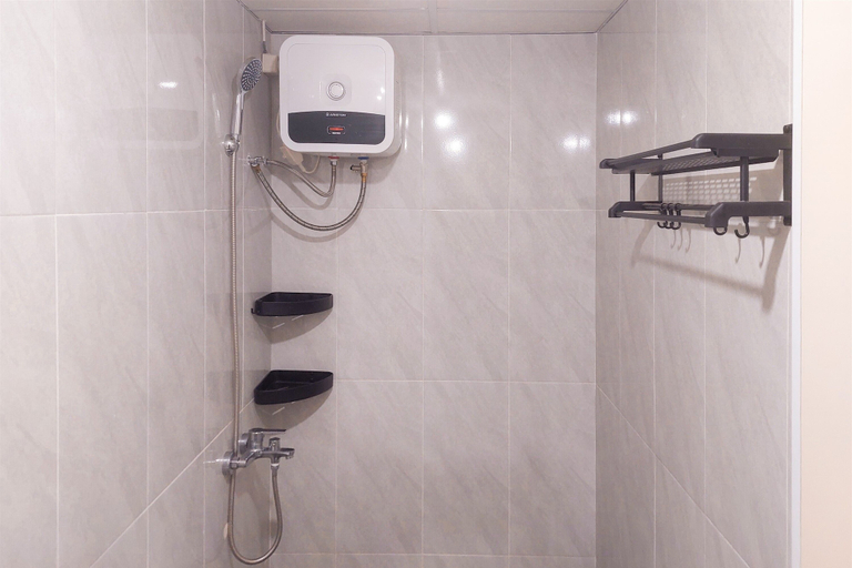 Bathroom 3, Good Deal and Modern 2BR Apartment Serpong Greenview, South Tangerang