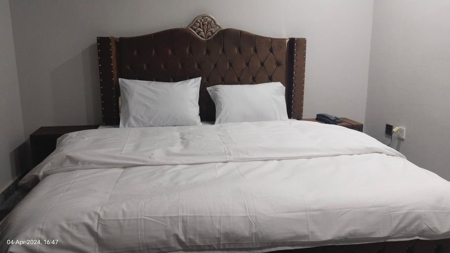 Bedroom 4, hotel cph 1, Islamabad