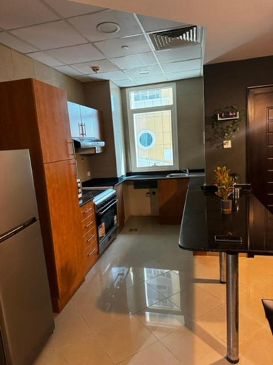 Others 5, For Female only amazing Master room with attached bathroom, Dubai