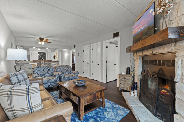 Others 5, Hilltop Paradise, Sevier
