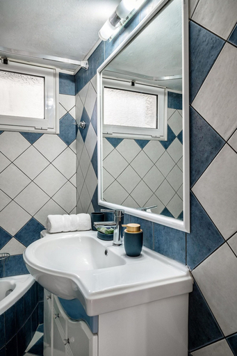 Bathroom 4, Ariadni Apartment Garden View, Crete