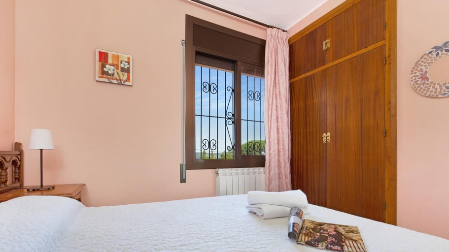 Room 2, Vila Inma in Lloret de Mar, Girona