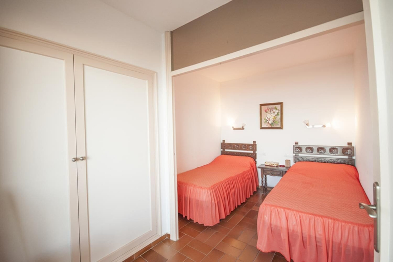 Room 2, Medas 12 in Palau-sator, Girona