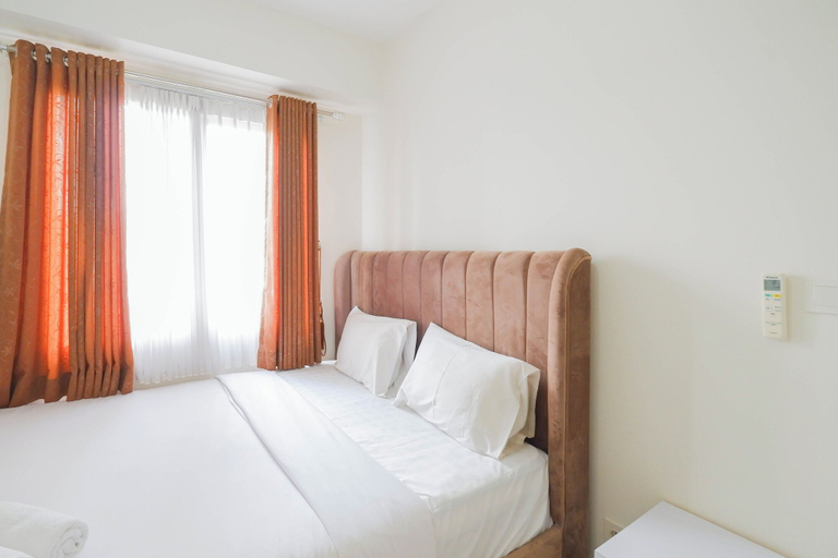 Bedroom 4, Cozy and Simply Look 2BR Podomoro Golf View Apartment, Bogor