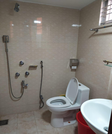 Bathroom, Khairul International Hotel Pabna, Pabna