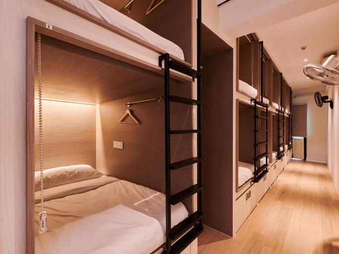 Bedroom 13