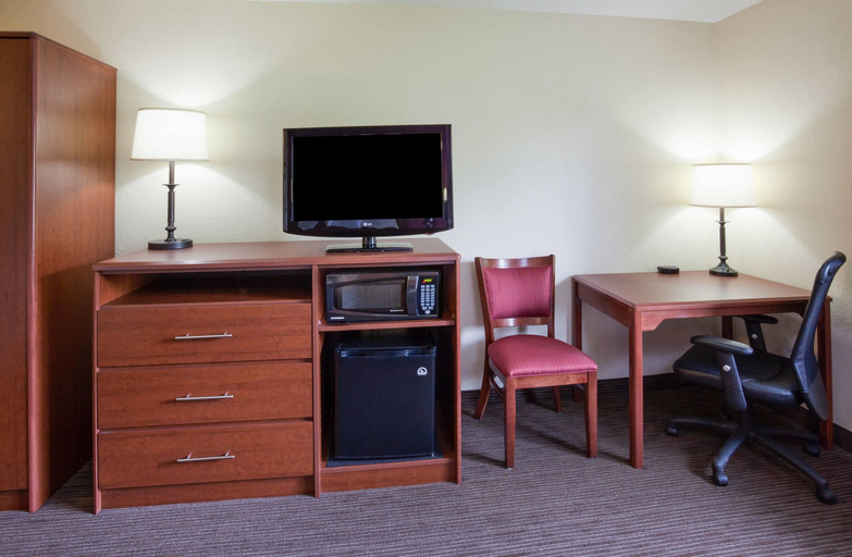 Others, AmericInn by Wyndham Red Wing, Goodhue